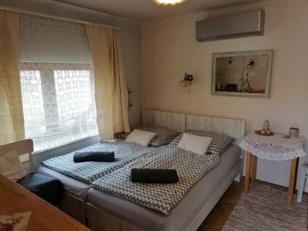 Pogány 米维斯凡德吉哈思旅馆酒店 外观 照片