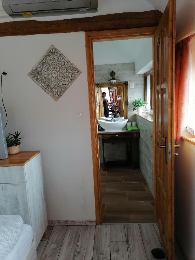 Pogány 米维斯凡德吉哈思旅馆酒店 外观 照片