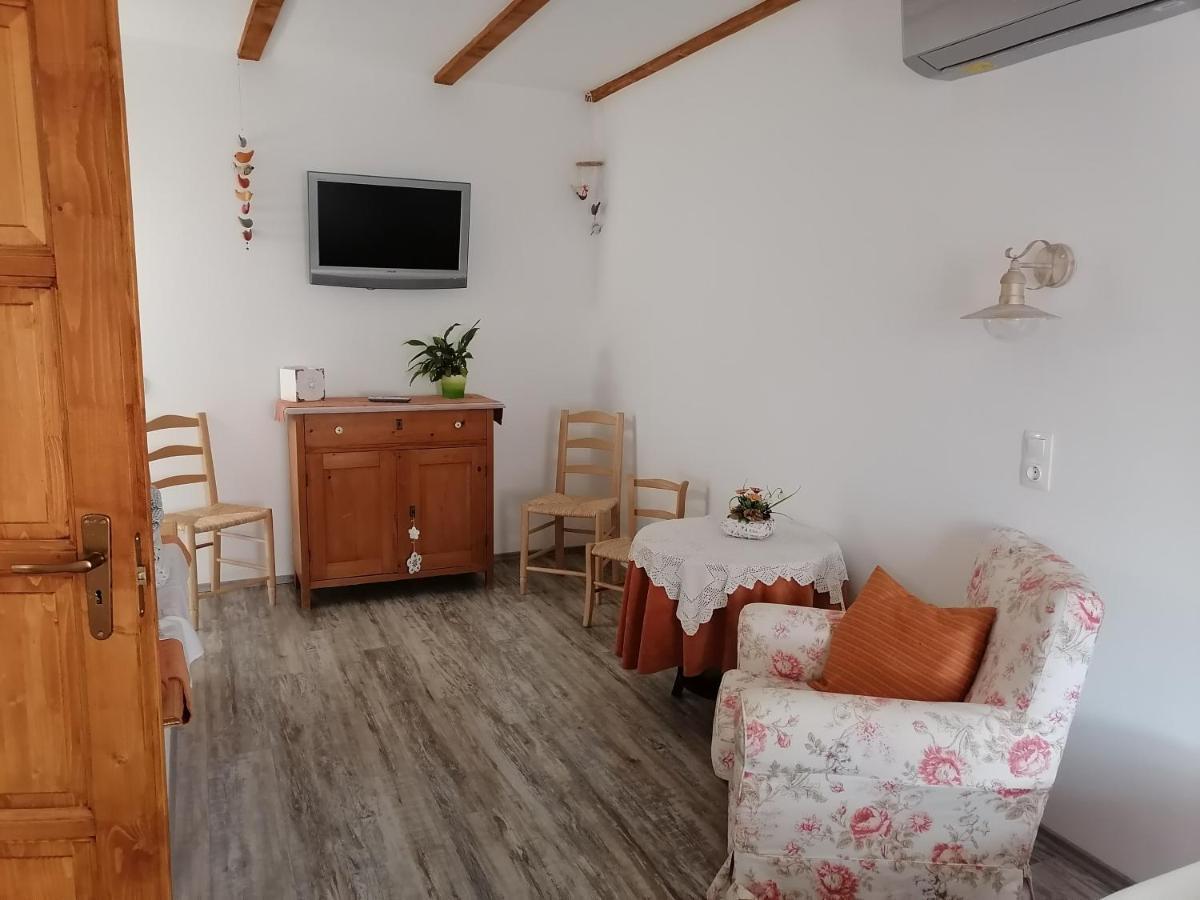 Pogány 米维斯凡德吉哈思旅馆酒店 外观 照片